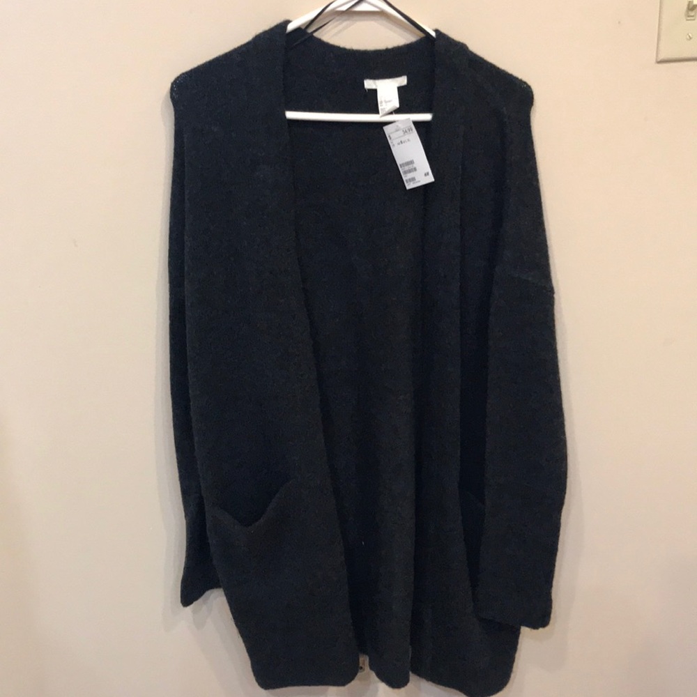 NWT oversized knit cardigan